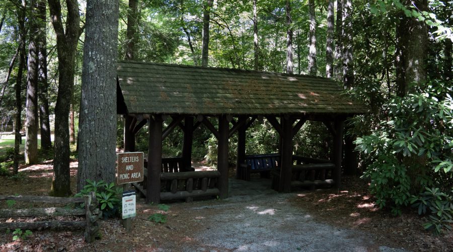 Cliffside Lake Shelter Picnic Area