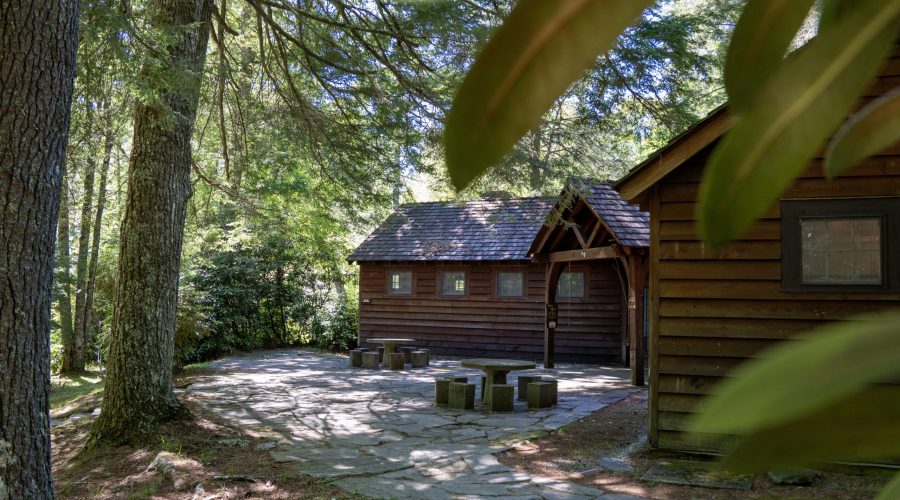 Cliffside Lake Picnic Area